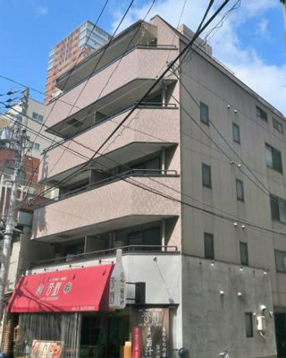 コレクション新町